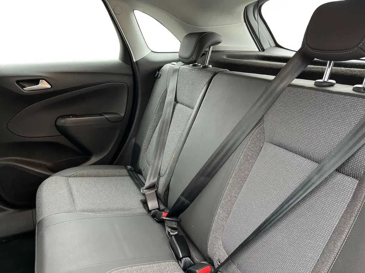 2021-vauxhall-crossland-12i-se-nav-premium-big-8