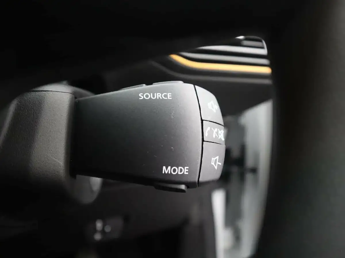 2021-dacia-sandero-stepway-10-tce-essential-90bhp-big-18