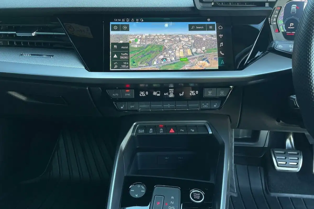 2023-audi-a3-20-35-tdi-s-line-sportback-5d-big-37