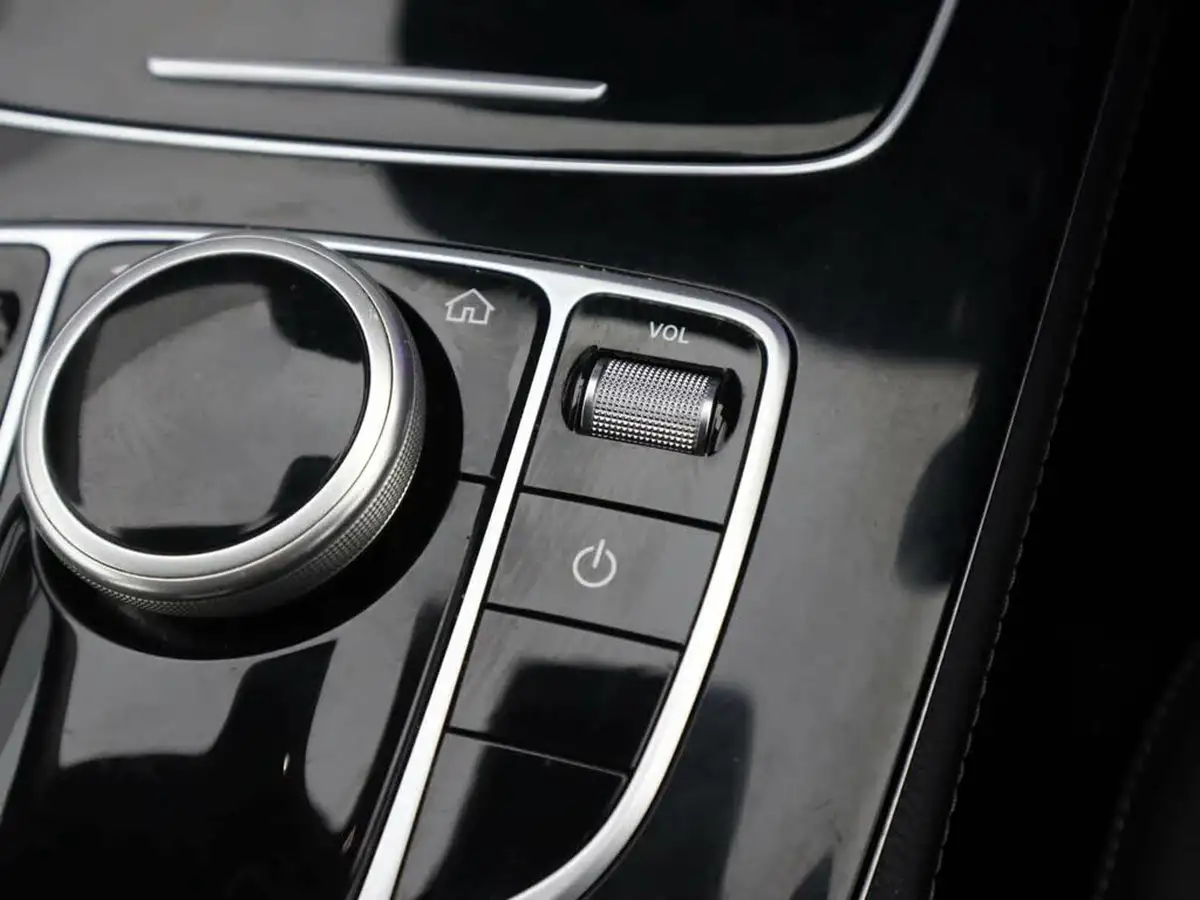 2018-mercedes-benz-e-class-20d-e220d-se-ss-saloon-4d-big-18
