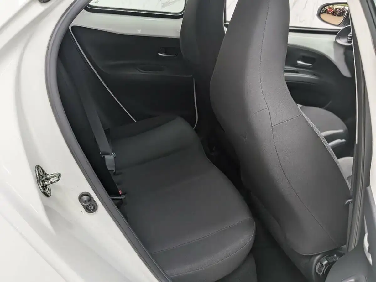 2023-toyota-aygo-x-10-vvt-i-pure-big-27