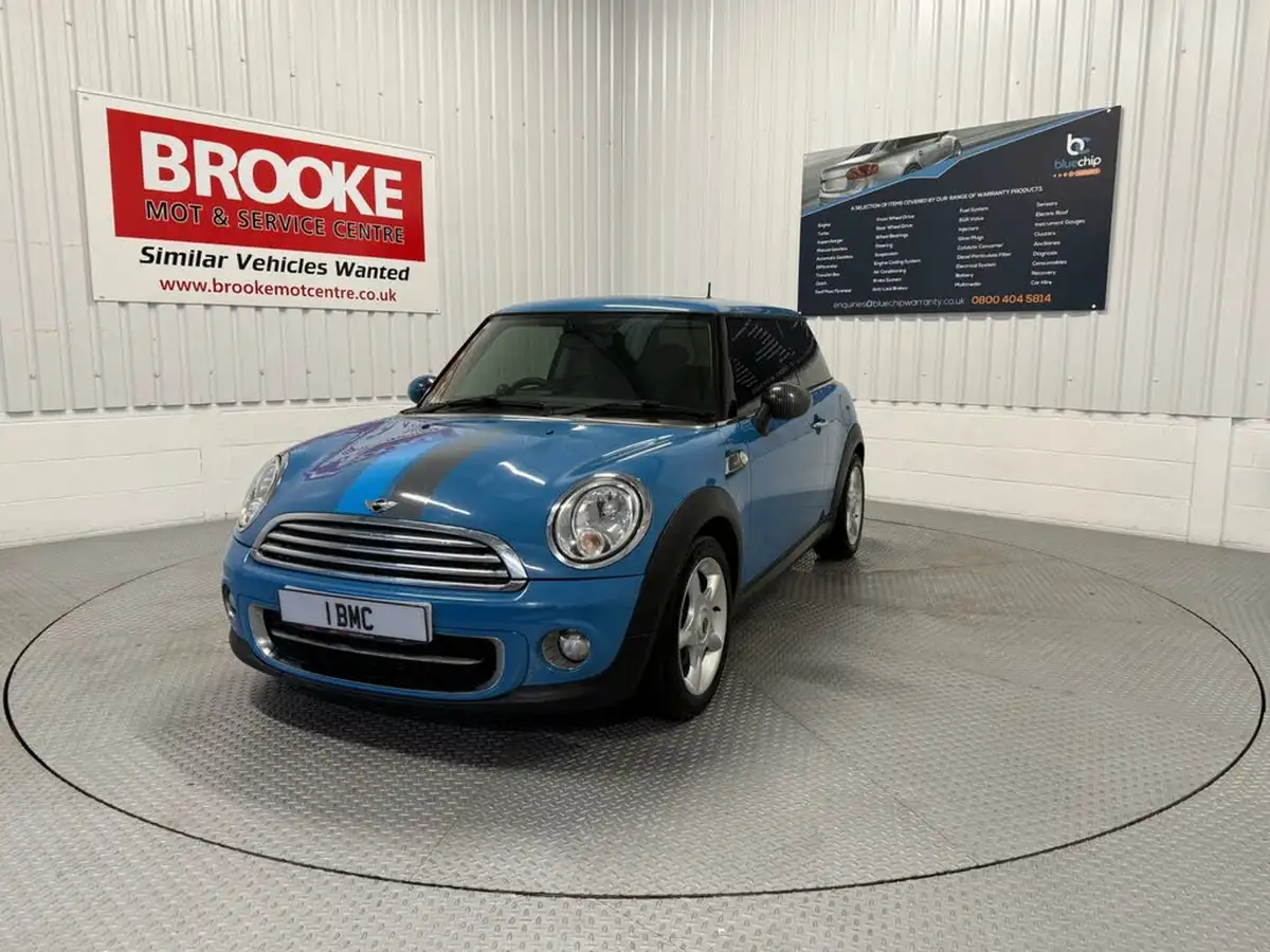 2013-mini-cooper-16td-cooper-d-bayswater-big-2