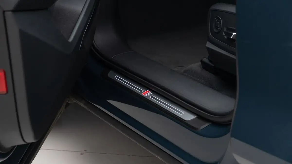 2023-audi-q8-e-tron-55e-vorsprung-sportback-big-38