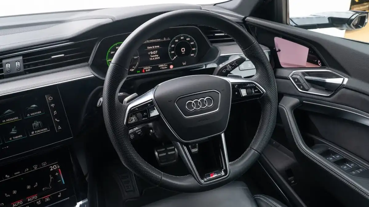 2023-audi-q8-e-tron-55e-vorsprung-sportback-big-14