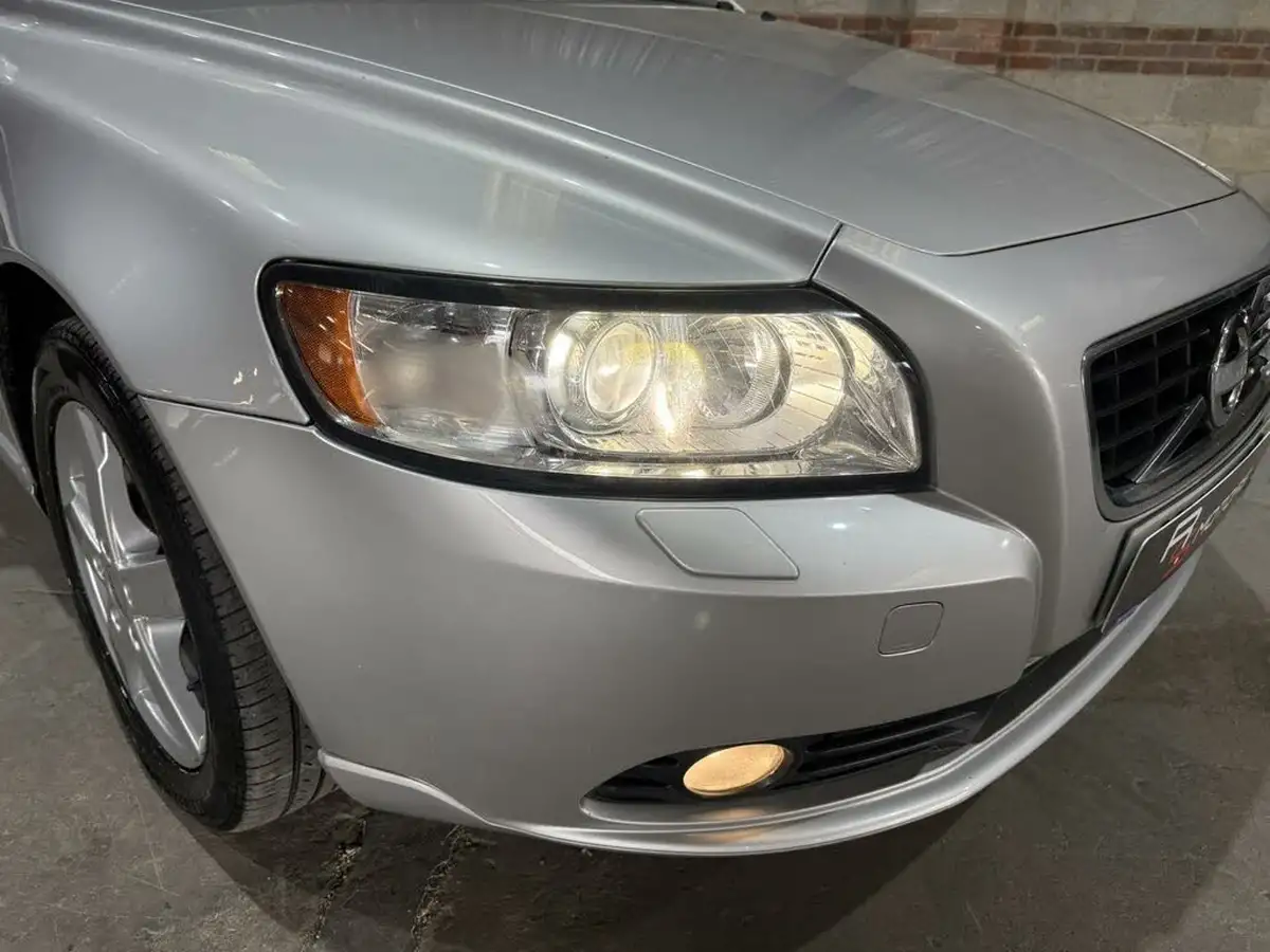 2011-volvo-s40-20td-d3-se-lux-148bhp-big-44