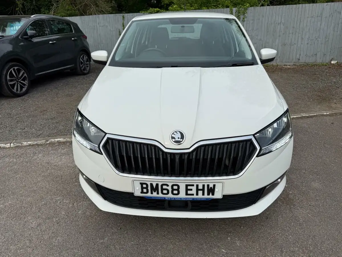 2019-skoda-fabia-10-tsi-se-95ps-ss-hatchback-big-7
