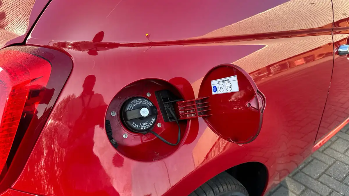 2019-fiat-500-12-lounge-ss-big-47