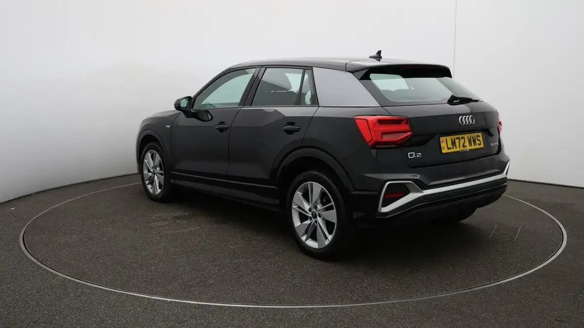 2022-audi-q2-15-35-tfsi-s-line-tronic-big-55