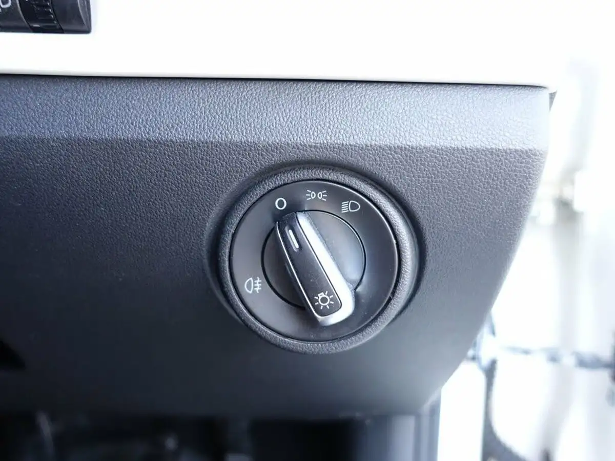 2014-seat-mii-10-toca-3d-big-21