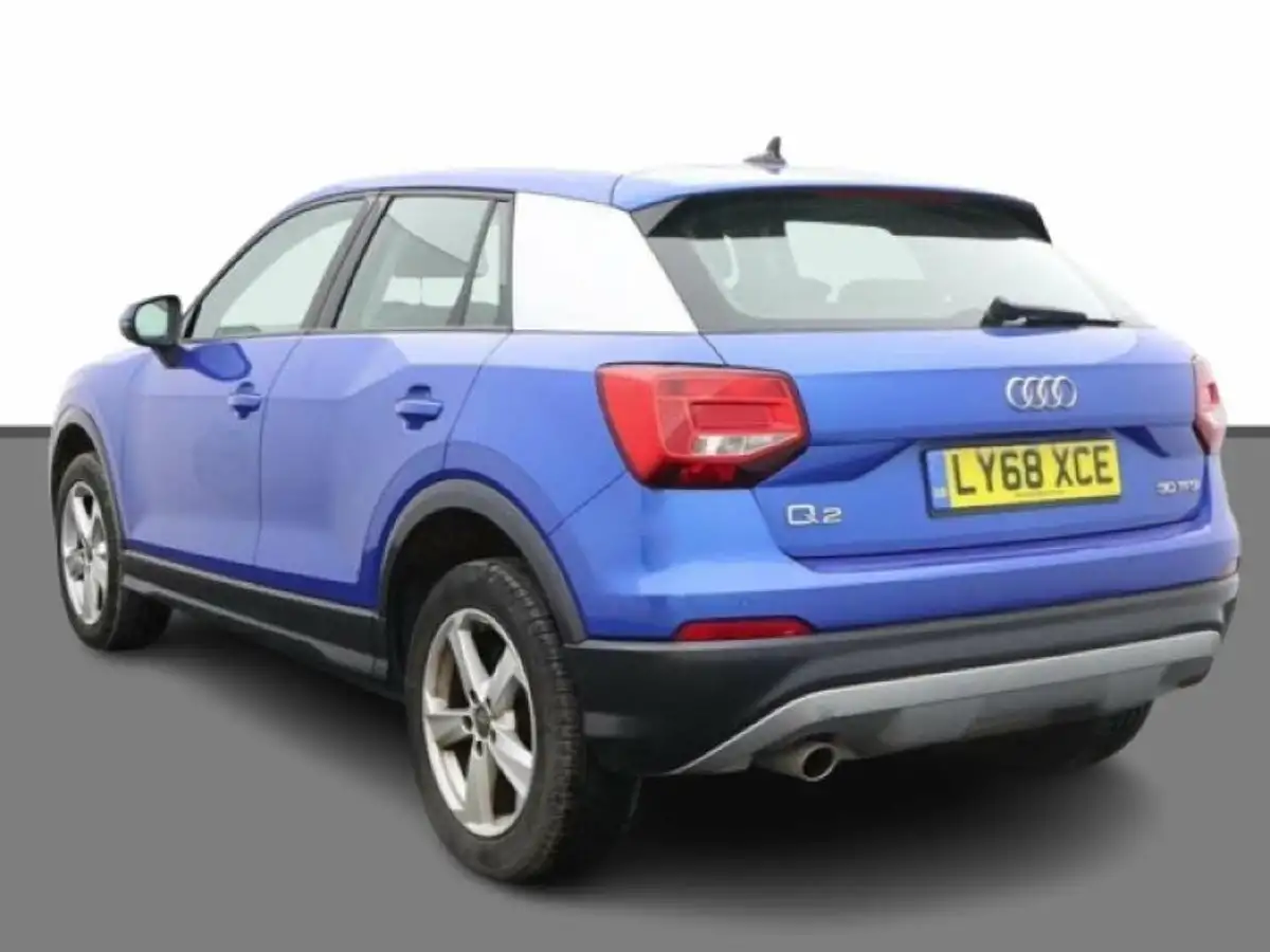 2019-audi-q2-10-30-tfsi-sport-big-1