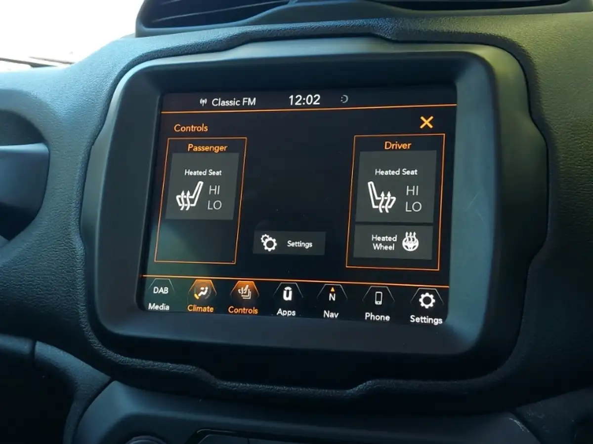 2018-suzuki-ignis-12-dualjet-sz-t-big-12