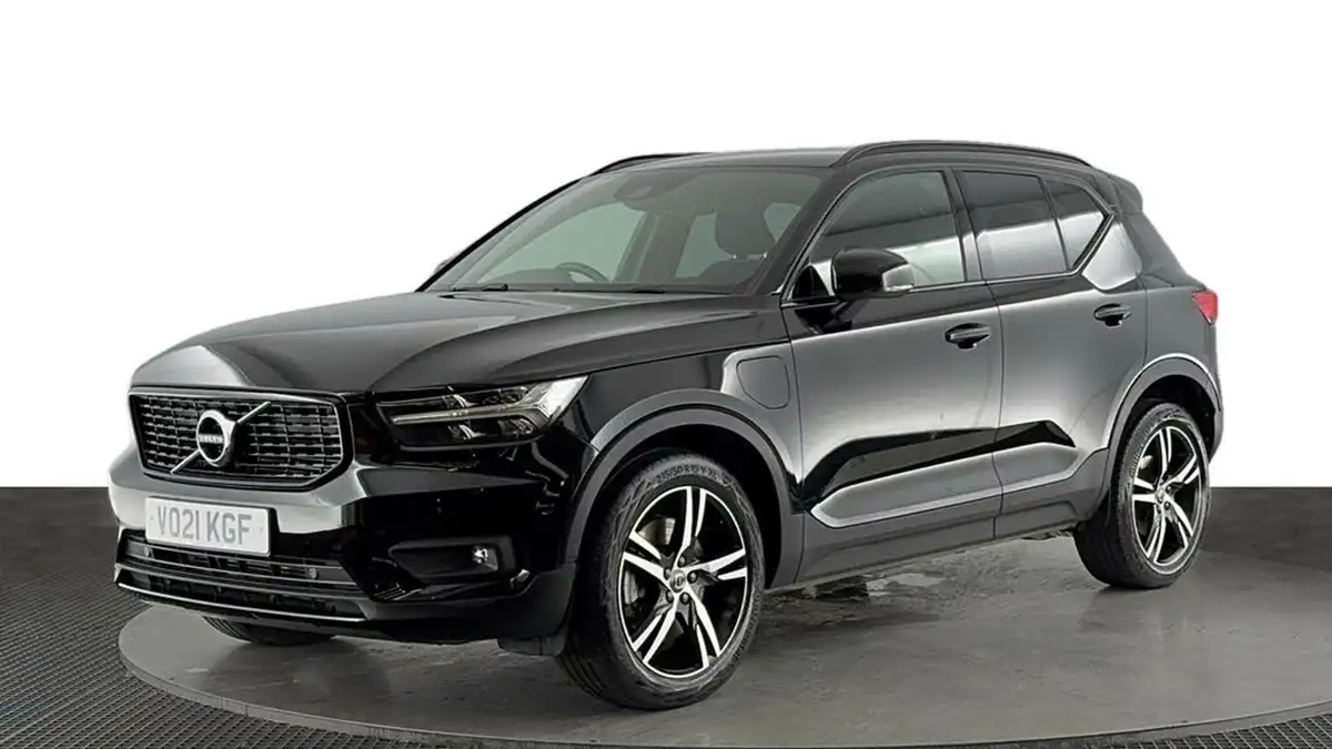 2021-volvo-xc40-15-t4-r-design-208bhp-big-0