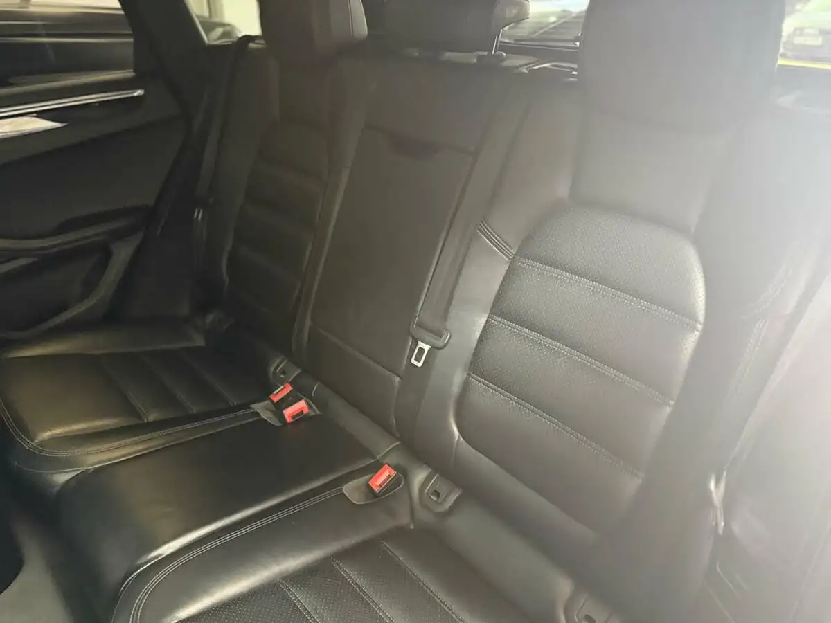 2016-porsche-macan-30td-s-big-28