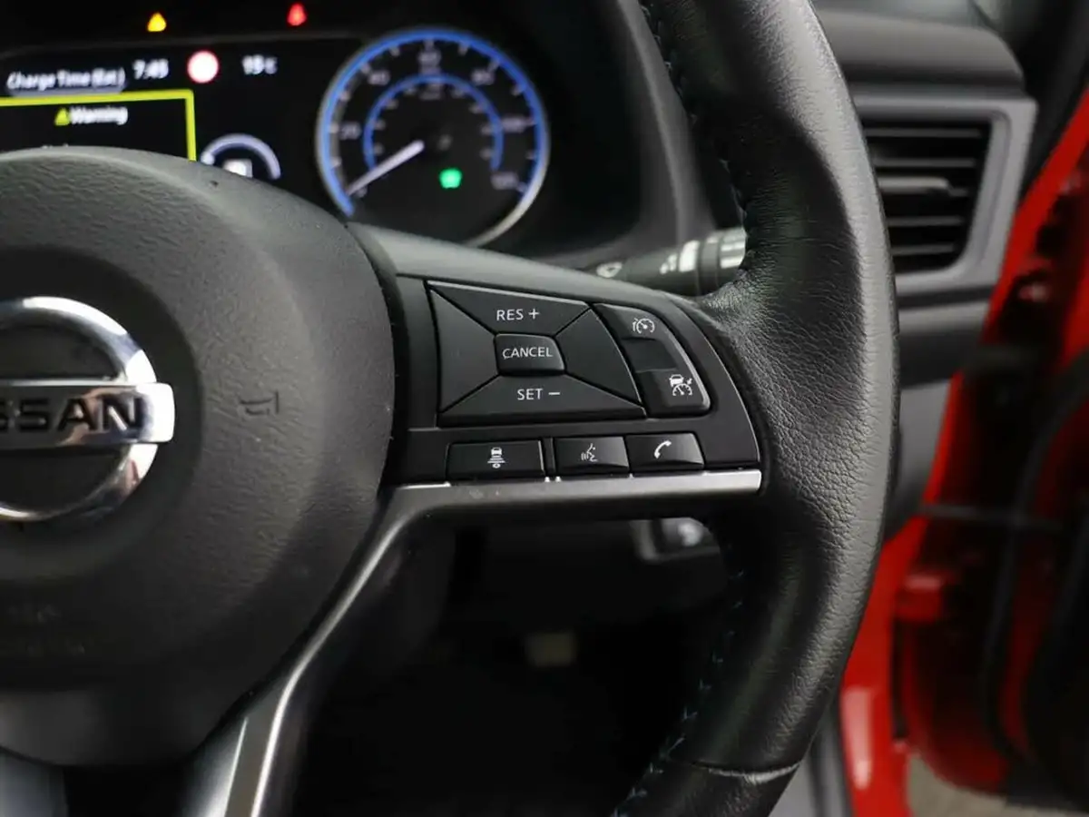 2022-nissan-leaf-e-acenta-big-16