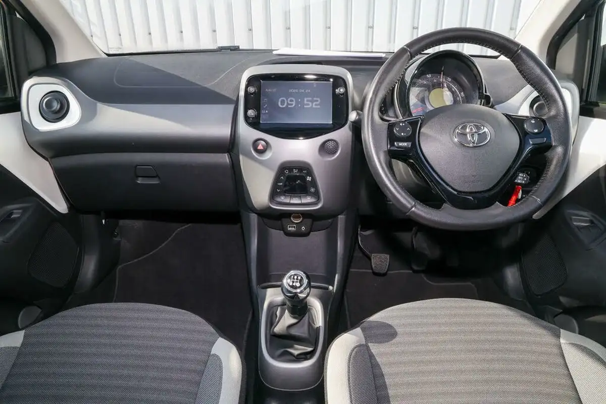 2019-toyota-aygo-10-vvt-i-x-trend-big-4