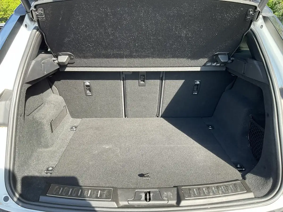 2019-land-rover-range-rover-evoque-20-d180-first-edition-big-9