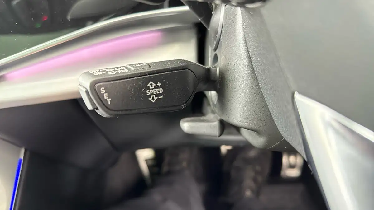 2020-audi-q8-30-55-tfsi-s-line-big-20