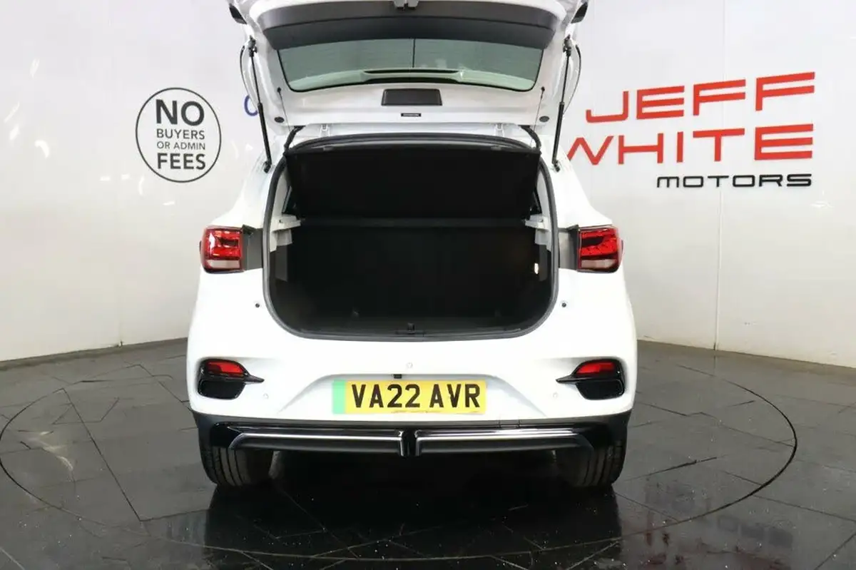 2022-mg-zs-suv-e-trophy-ev-156ps-long-range-big-19