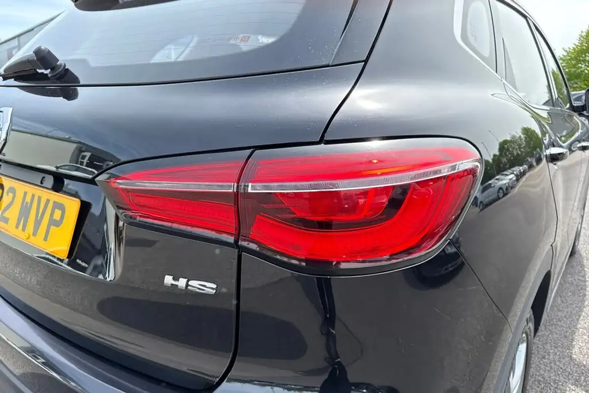 2022-mg-hs-15t-gdi-excite-162ps-dct-big-7
