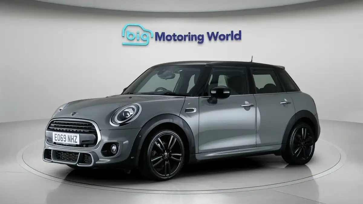 2019-mini-cooper-15-cooper-sport-hatchback-5d-big-3