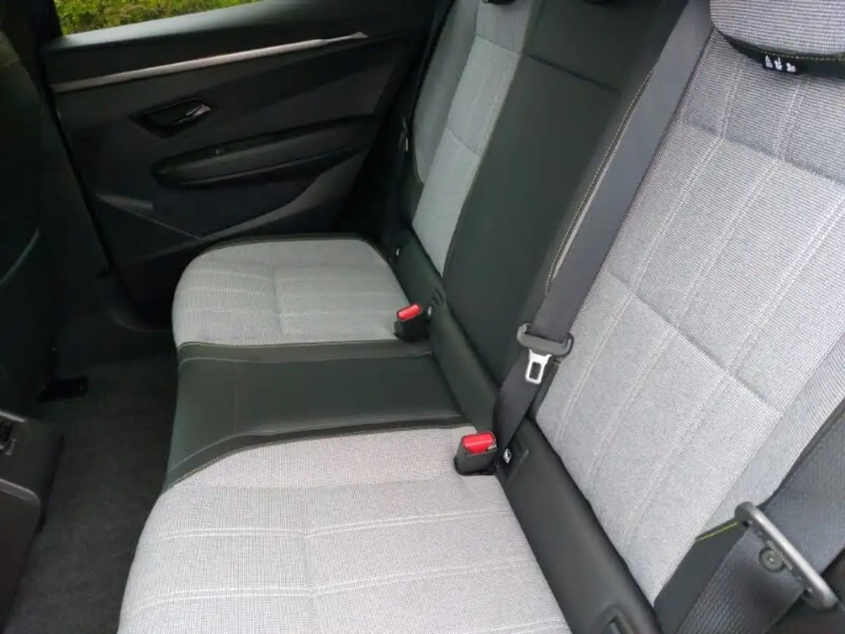 2024-renault-megane-e-tech-e-techno-e-tech-comfort-range-big-5