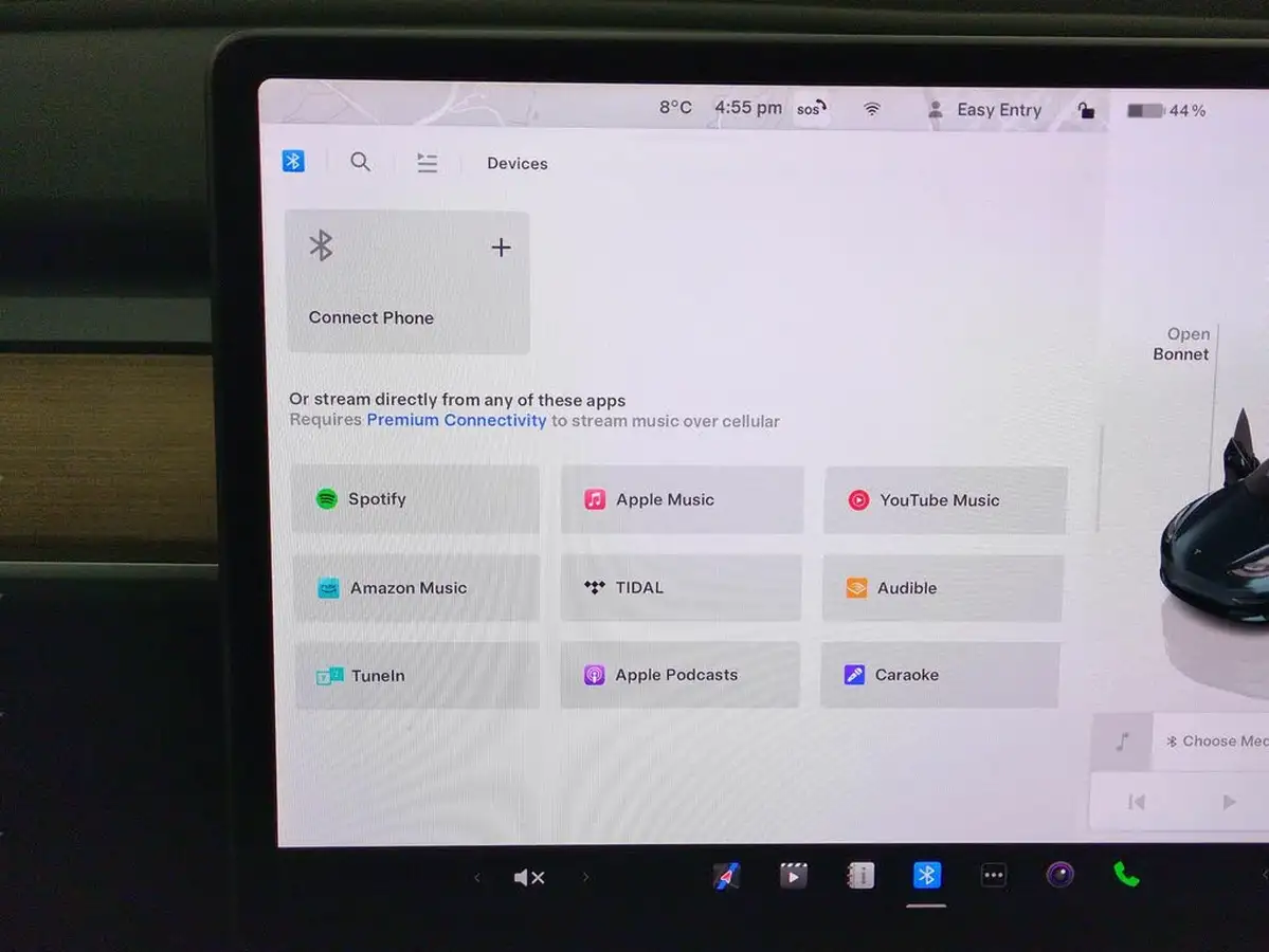 2022-tesla-model-3-e-long-range-big-16