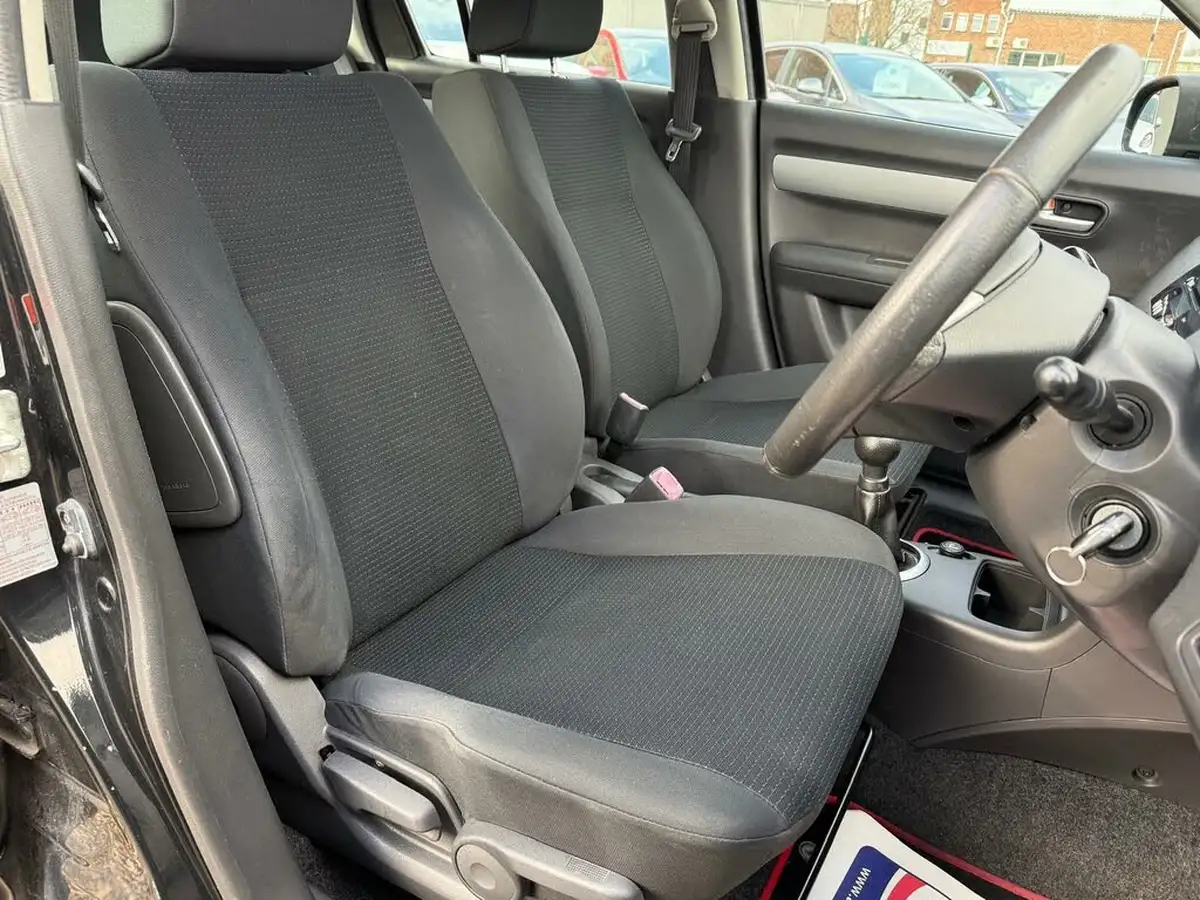 2008-suzuki-swift-13-gl-5d-big-9