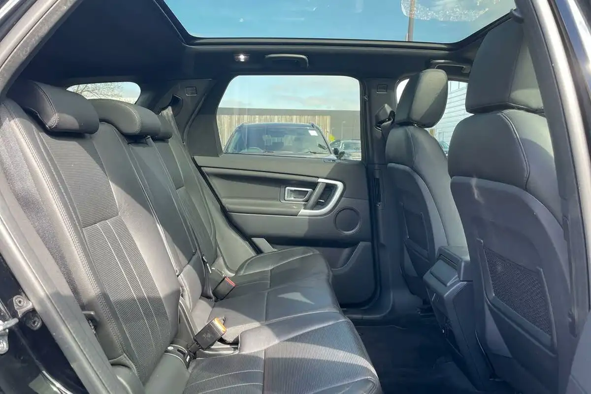 2019-land-rover-discovery-sport-20td4-landmark-big-27
