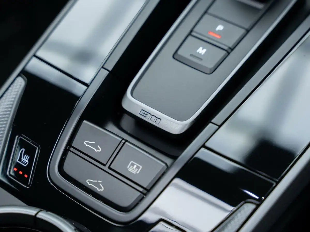 2019-porsche-911-30-carrera-s-450ps-coupe-pdk-big-21