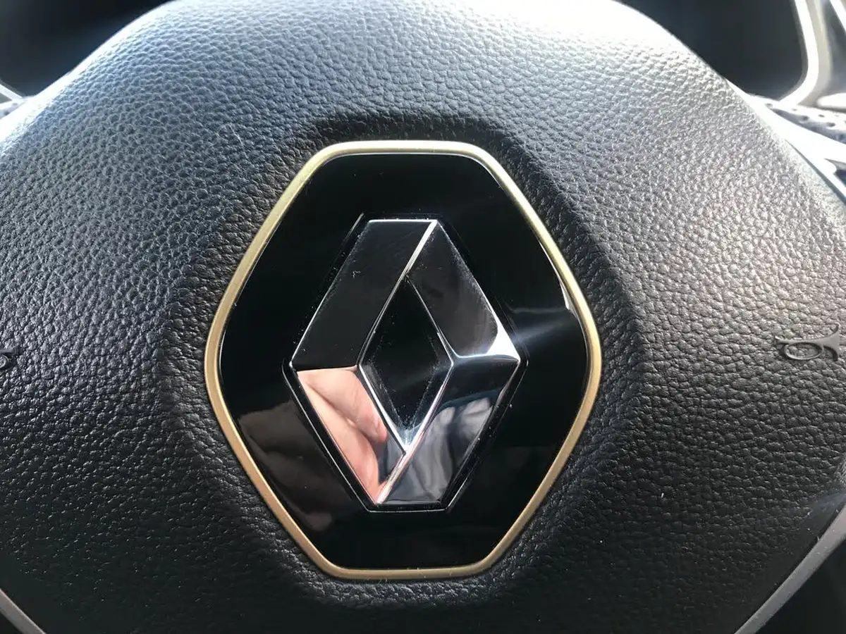 2023-renault-captur-16-e-tech-engineered-160ps-plug-in-big-23
