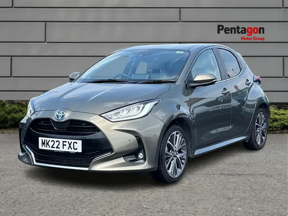 2022-toyota-yaris-15-vvt-i-excel-big-2
