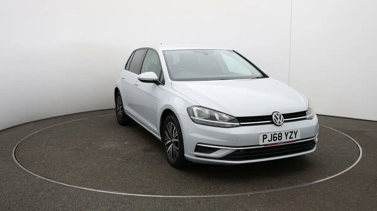 2018-volkswagen-golf-10-tsi-se-115ps-hatchback-5d-big-34