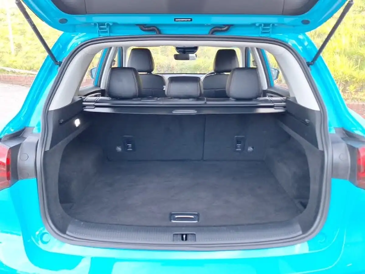 2024-mg-hs-15t-gdi-se-162ps-1490cc-big-7