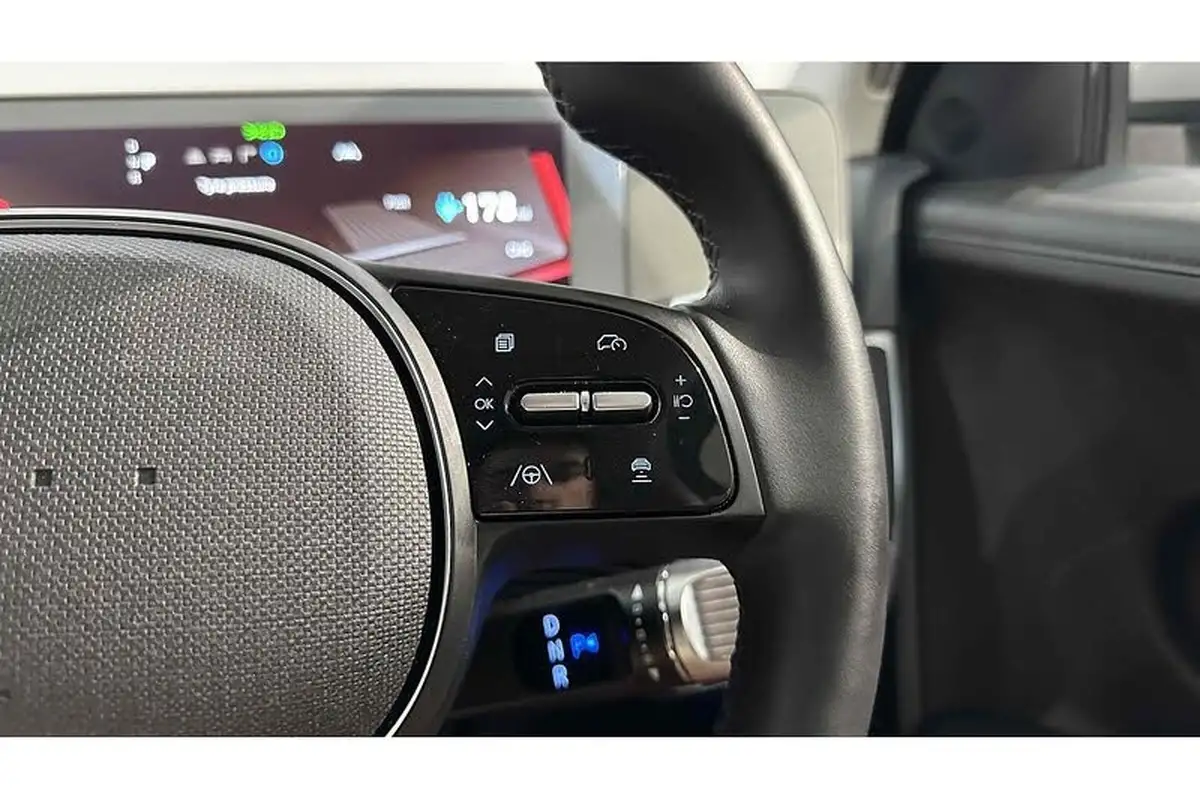 2024-hyundai-ioniq-5-e-premium-170ps-58kwh-rwd-big-31