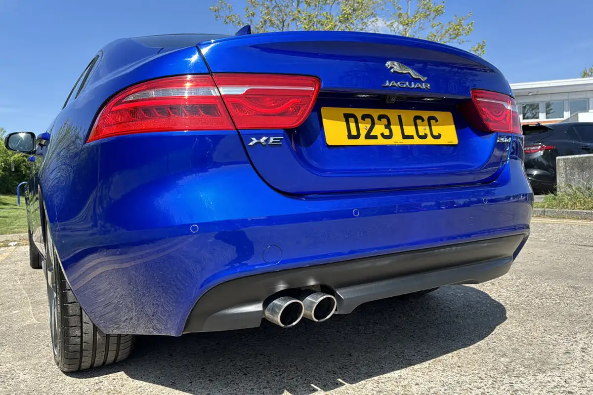 2017-jaguar-xe-20d-r-sport-180ps-1999cc-auto-big-34