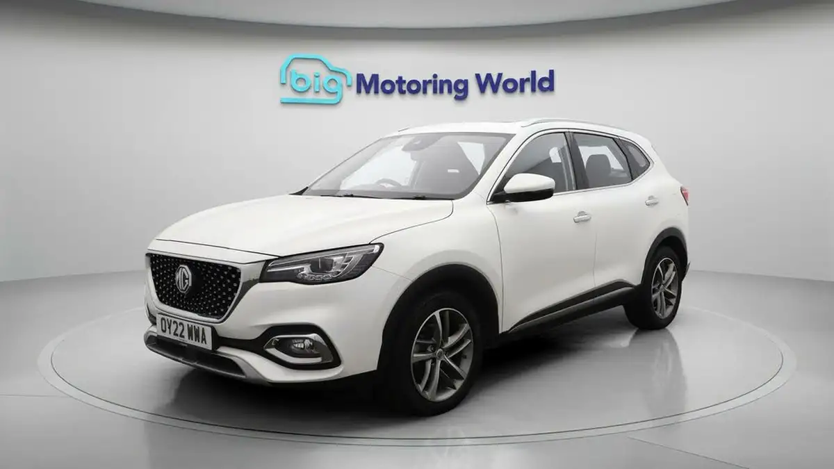 2022-mg-hs-15t-gdi-exclusive-162ps-dct-big-3
