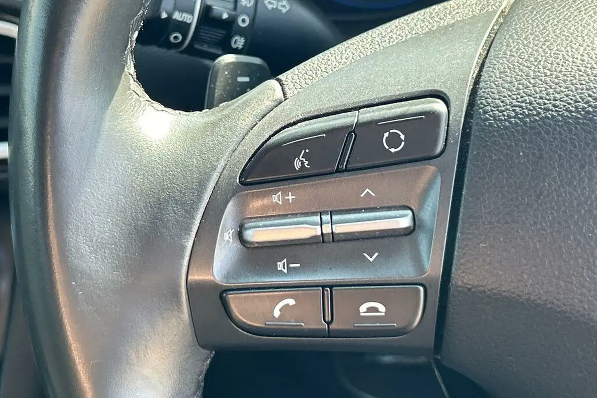 2020-hyundai-kona-16-gdi-premium-hybrid-smart-sense-big-15