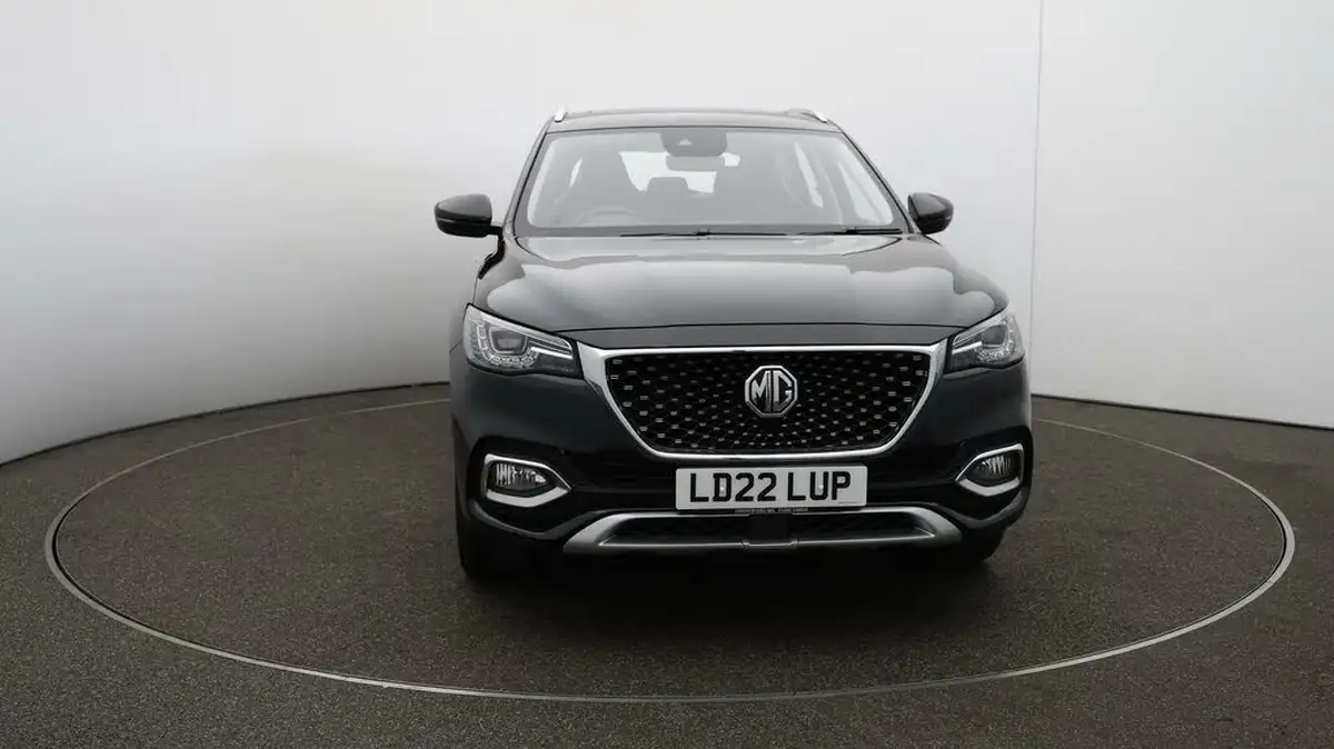 2022-mg-hs-15t-gdi-exclusive-162ps-big-33