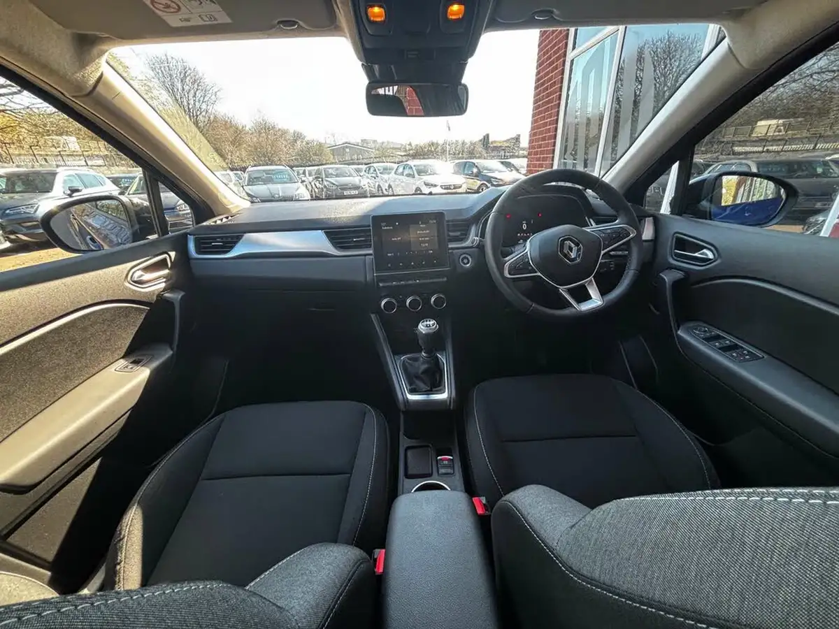 2020-renault-captur-10-tce-play-100bhp-big-19
