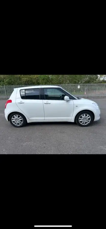 2009-suzuki-swift-13-gl-5d-big-5