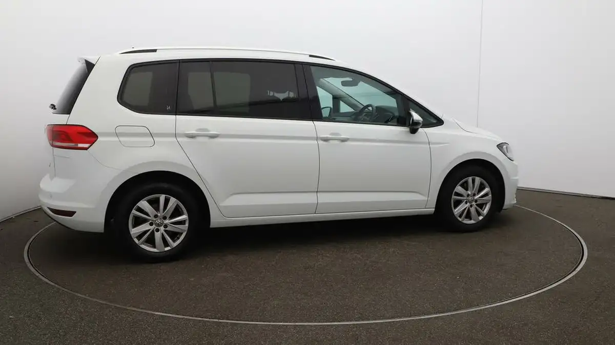 2020-volkswagen-touran-20tdi-se-family-115ps-dsg-big-46