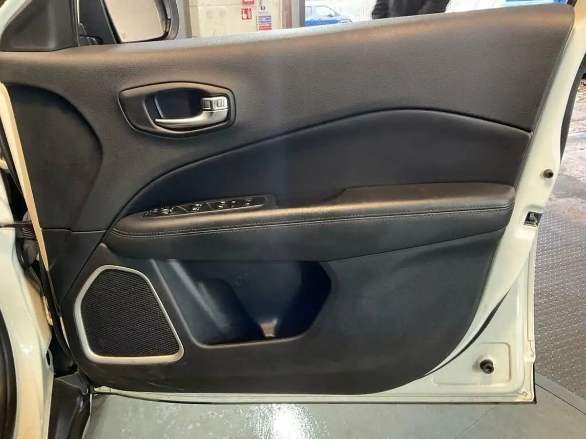2020-jeep-compass-14-multiair-ii-night-eagle-big-28
