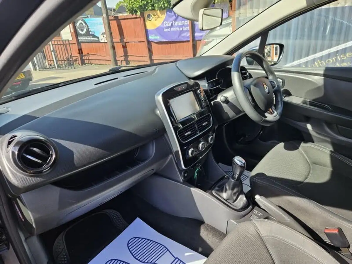 2017-renault-clio-09-tce-dynamique-nav-big-22