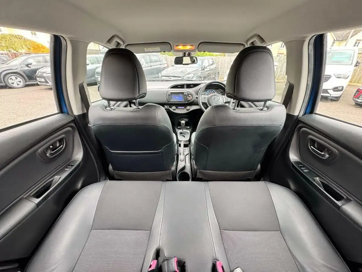 2015-toyota-yaris-15-vvt-i-excel-hybrid-15in-big-20