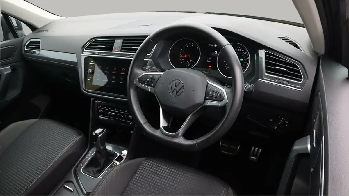2021-volkswagen-tiguan-15-tsi-active-150ps-dsg-big-9
