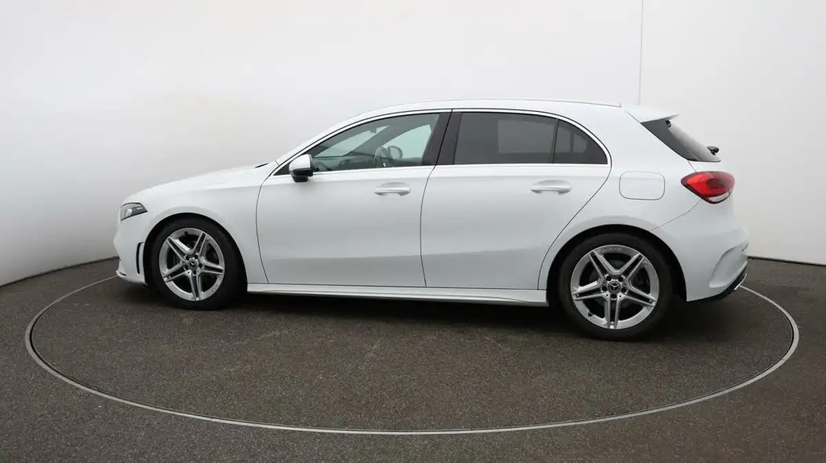 2020-mercedes-benz-a-class-13-a200-amg-line-hatchback-5d-big-48