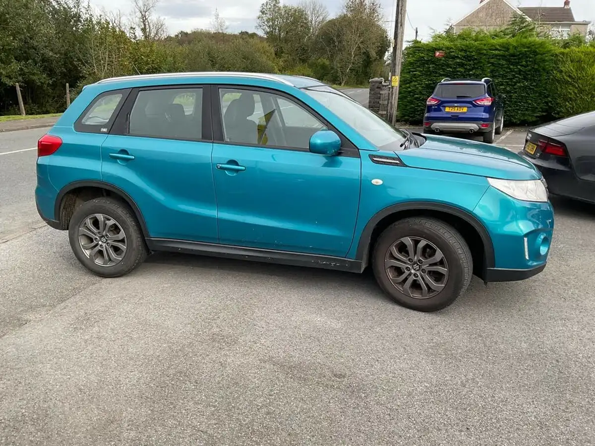 2016-suzuki-vitara-16-sz4-big-9