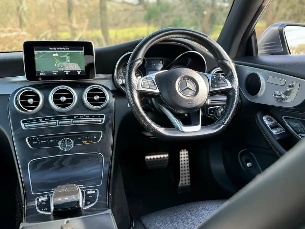 2017-mercedes-benz-c-class-21d-c220d-amg-line-premiumss-coupe-2d-9g-tronic-plus-big-25