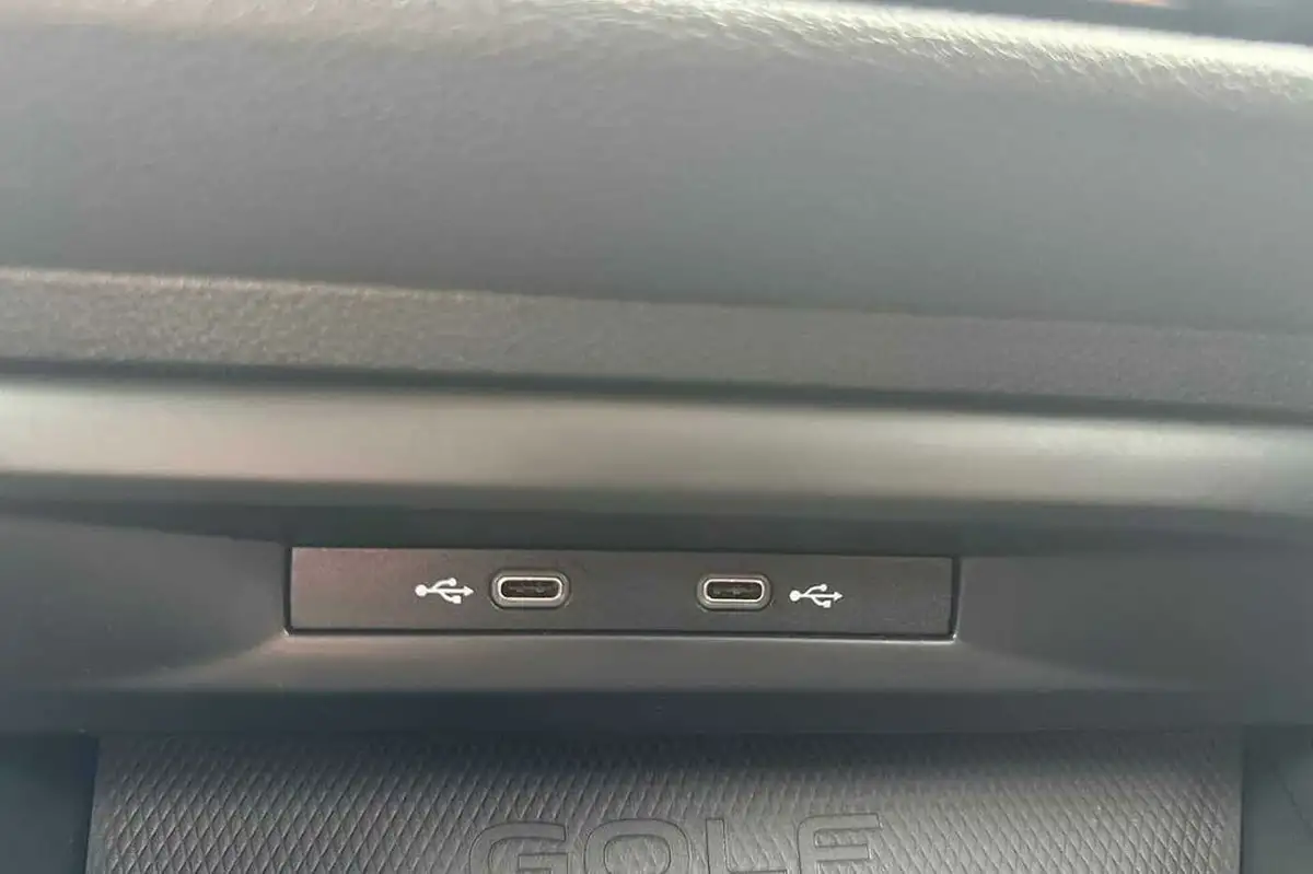 2021-volkswagen-golf-20-tsi-gti-dsg-big-29