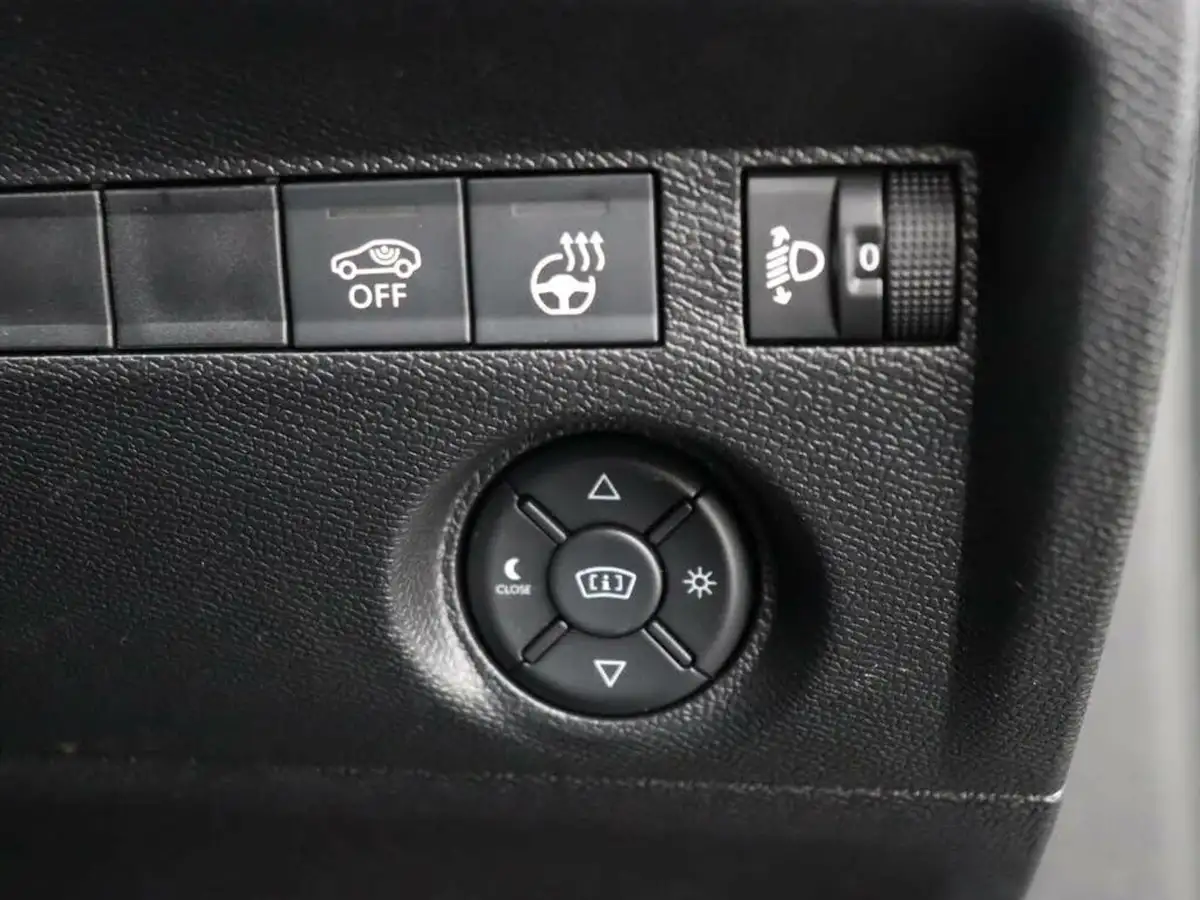 2024-citroen-c4-e-e-series-156ps-54kwh-big-36